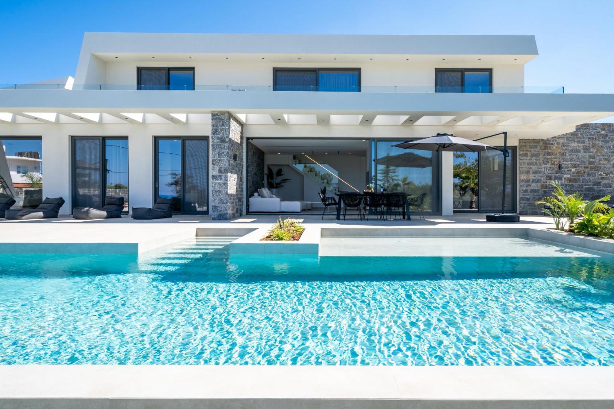 Villa Aethra By Checkin Anissaras